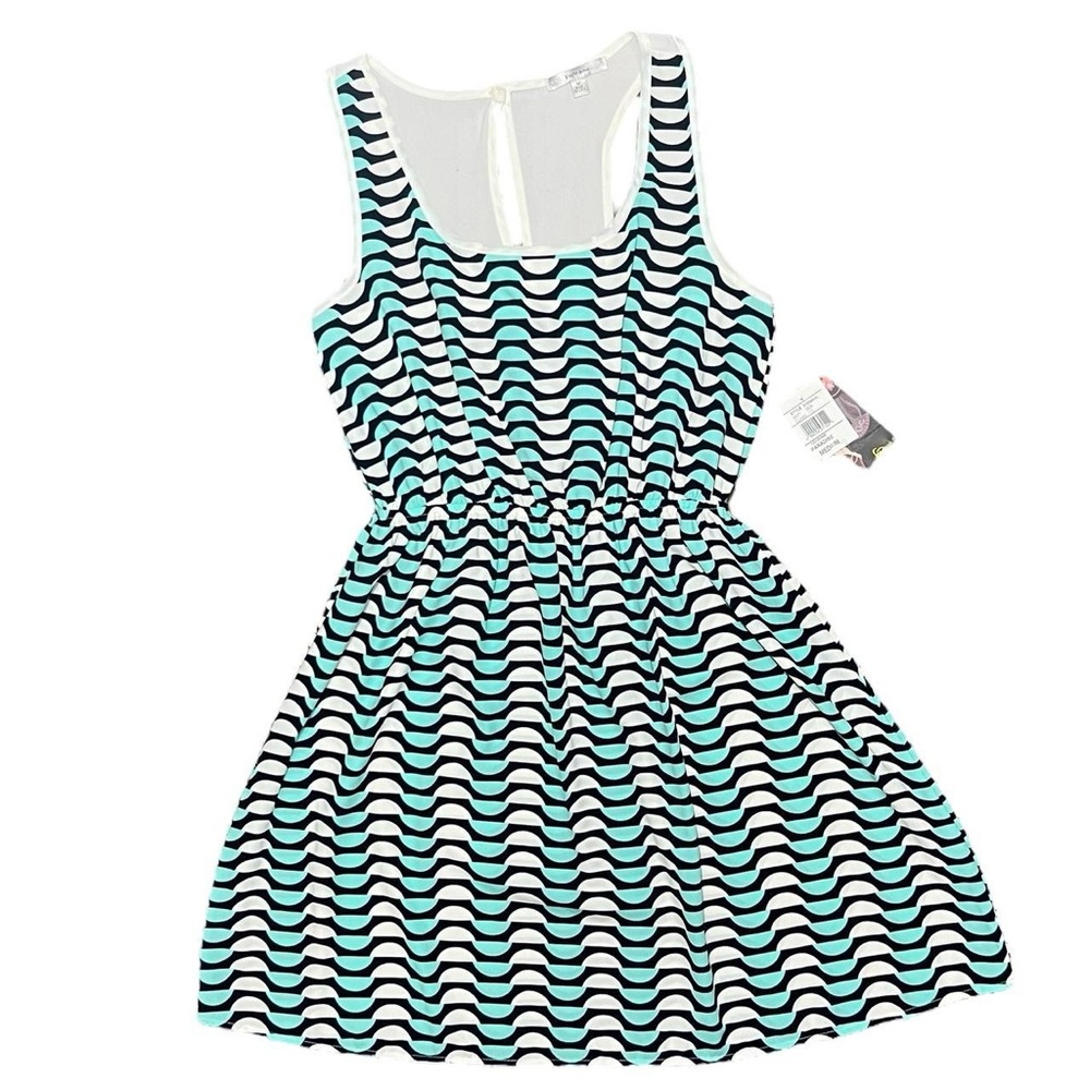NWT Soprano Fit And Flare Sleeveless Mini Dress Blue And White Size Medium